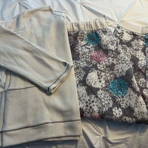 Cuddl Duds Pajama set